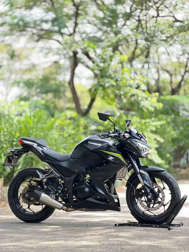 KAWASAKI Z250 FI 2017 HITAM KM 18K PAJAK HIDUP FULL MULUS