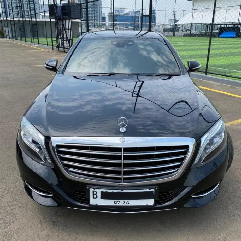 Mercedes Benz S400 AVG Tahun 2015