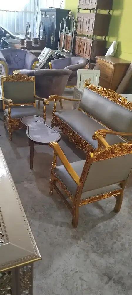 SET KURSI TAMU MEWAH UKIRAN KLASIK - GOLD EDITION
