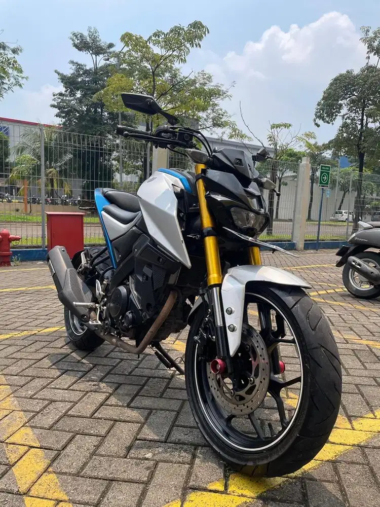 Motor Yamaha Xabre 2016