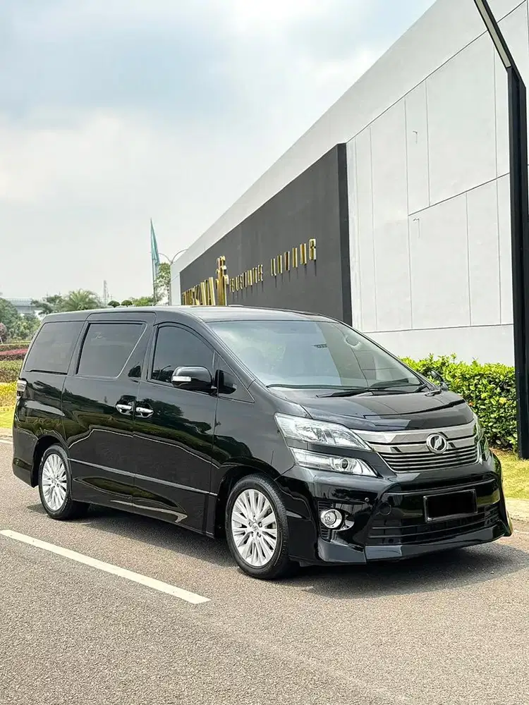 KM 60RB ASLI! Toyota Vellfire Z 2.4 A/T 2012