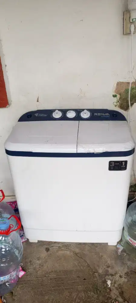 Masin cuci model REIWA