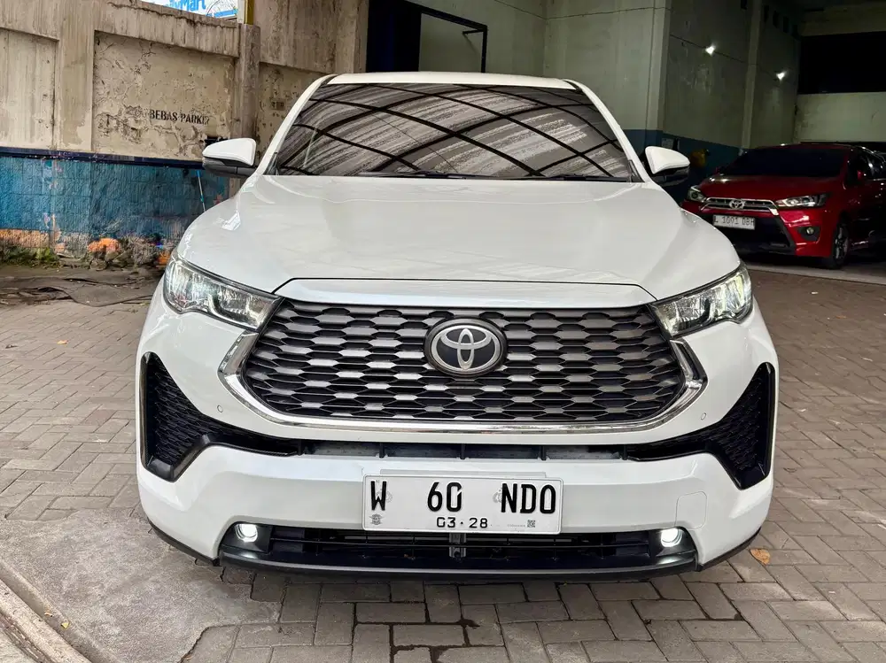Toyota Innova Zenix V cvt 2023.SPRTI BARU GRESSS