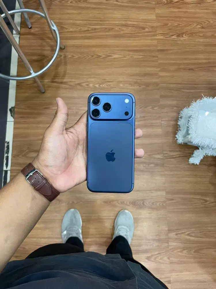 IPHONE 17 Promax(ibox)