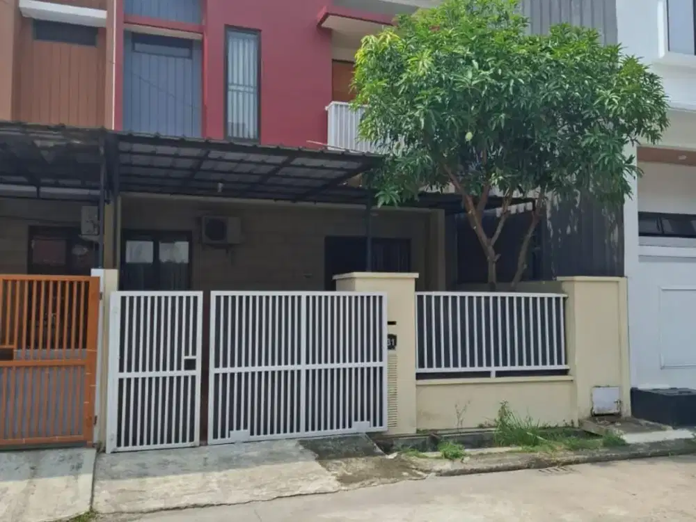 DIJUAL RUMAH FULL FURNISHED – CLUSTER TAMAN SARI, HARAPAN INDAH BEKASI (032)