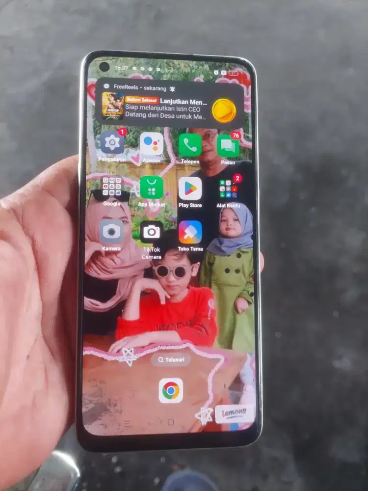 0pp0 Reno 8/256 londisi beack door retak