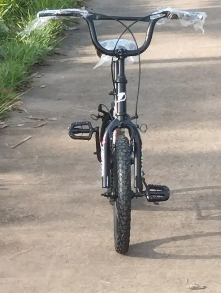 Sepeda BMX bike uk 16