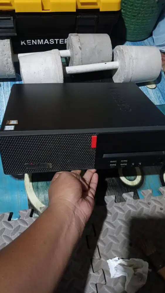 PC LENOVO THINKCENTRE M910S SFF
