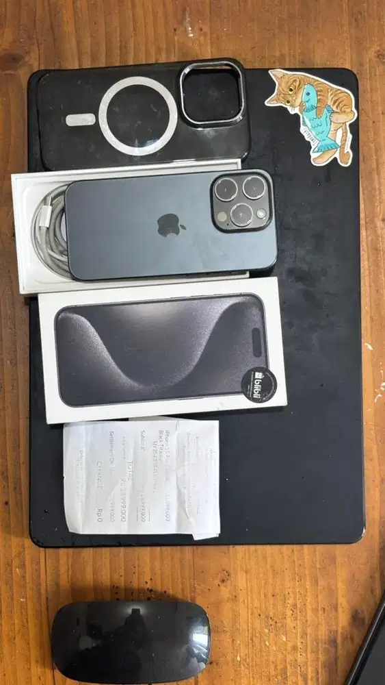 iPhone 15 Pro 256Gb garansi resmi Black Titanium mulus nominus