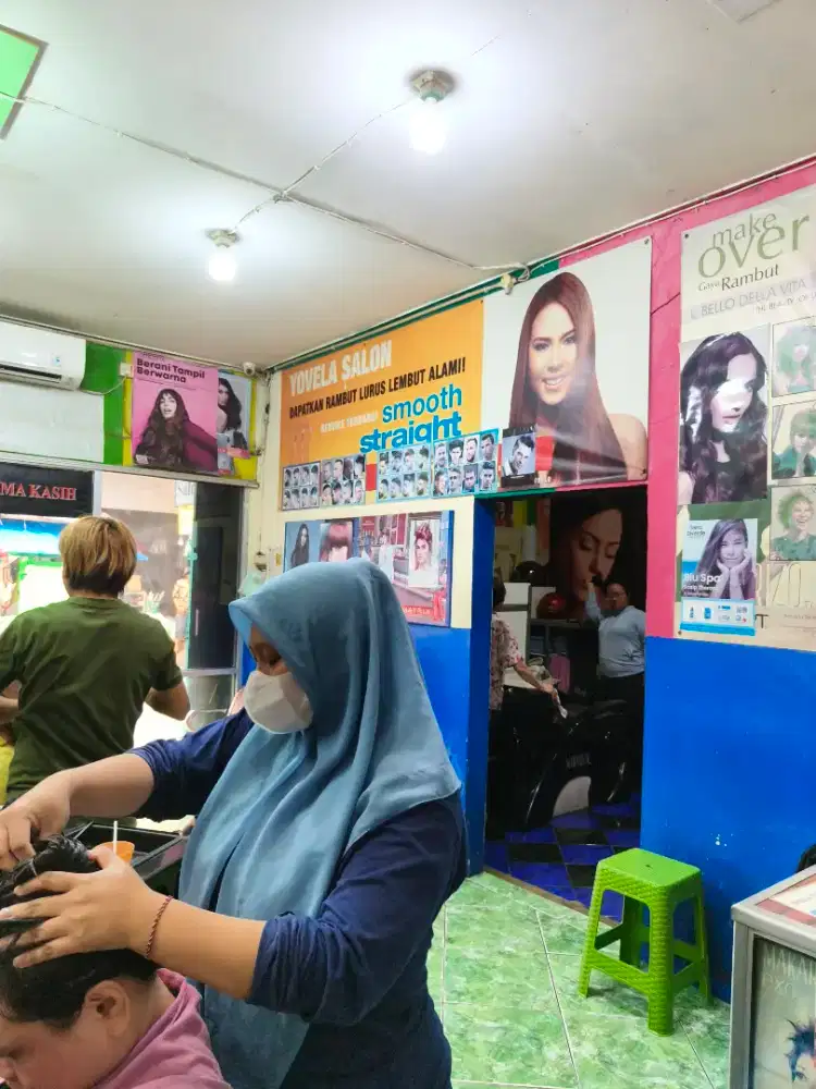 Cari Karyawan Salon