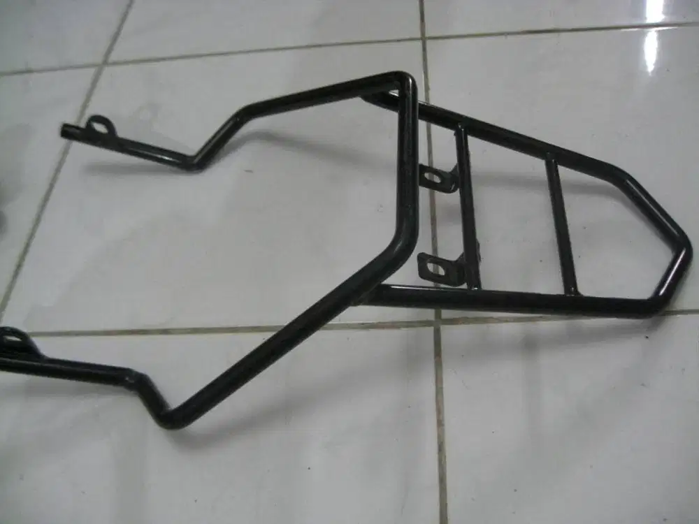 Bagasi belakang Kawasaki KLX 150