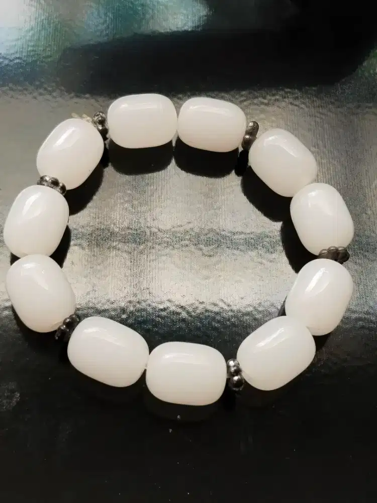 Gelang Batu Giok Putih