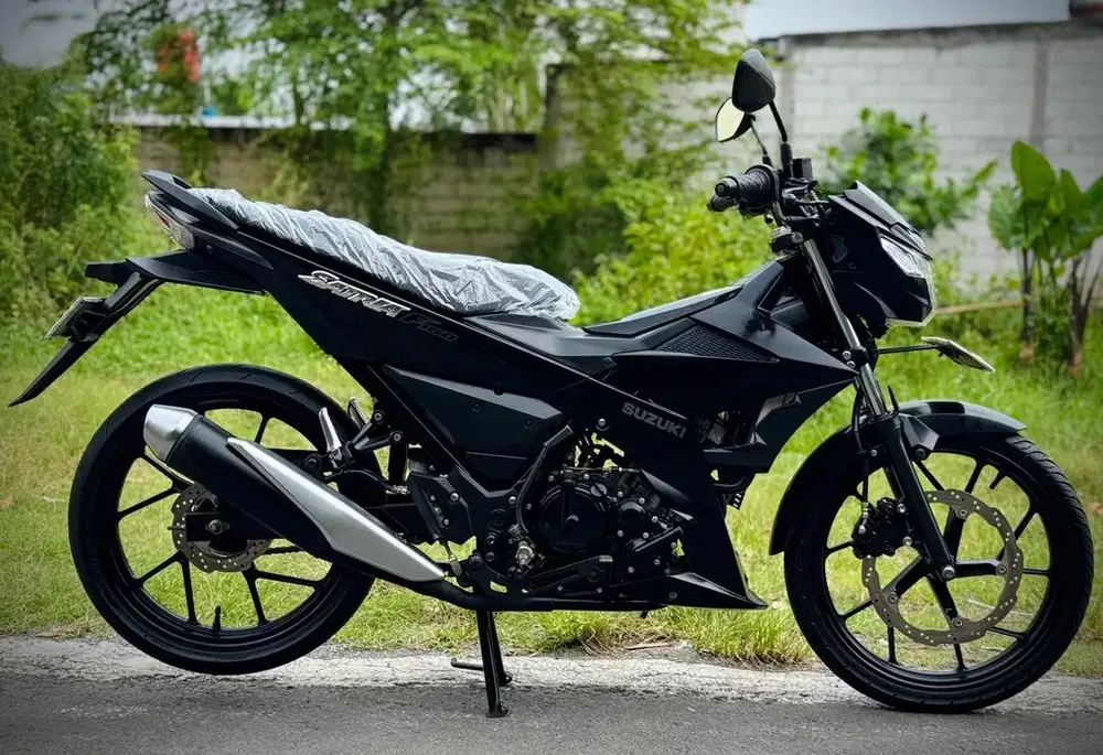 SUZUKI SATRIA F 150 SE BLACK PREDATOR