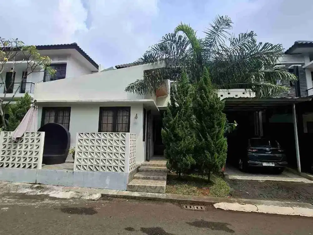 Rumah cluster diperumahan Legenda Wisata Cibubur Bogor