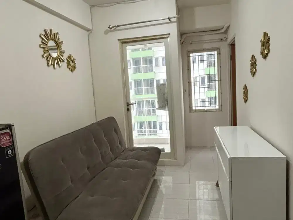 Disewakan Apartemen Puncak CBD, Wiyung 2BR Furnished dekat Dian Istana, Graha Family
