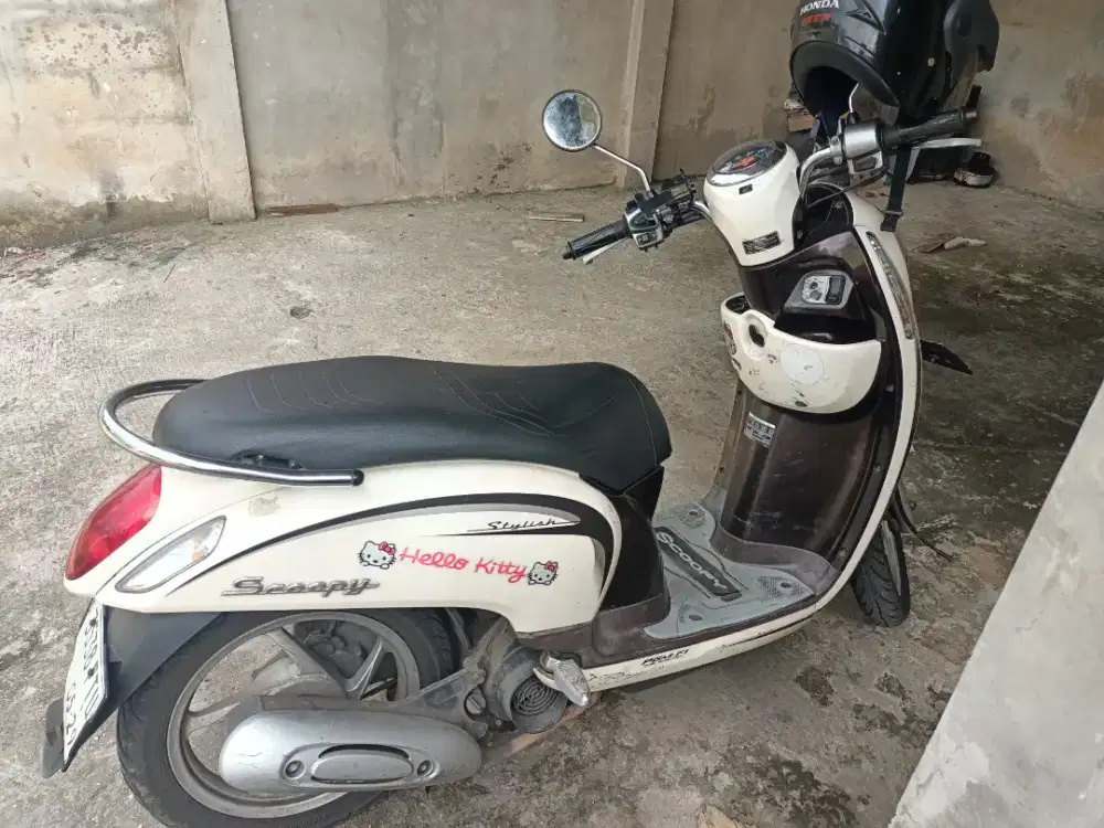 Di jual Honda Scoopy fi injeksi