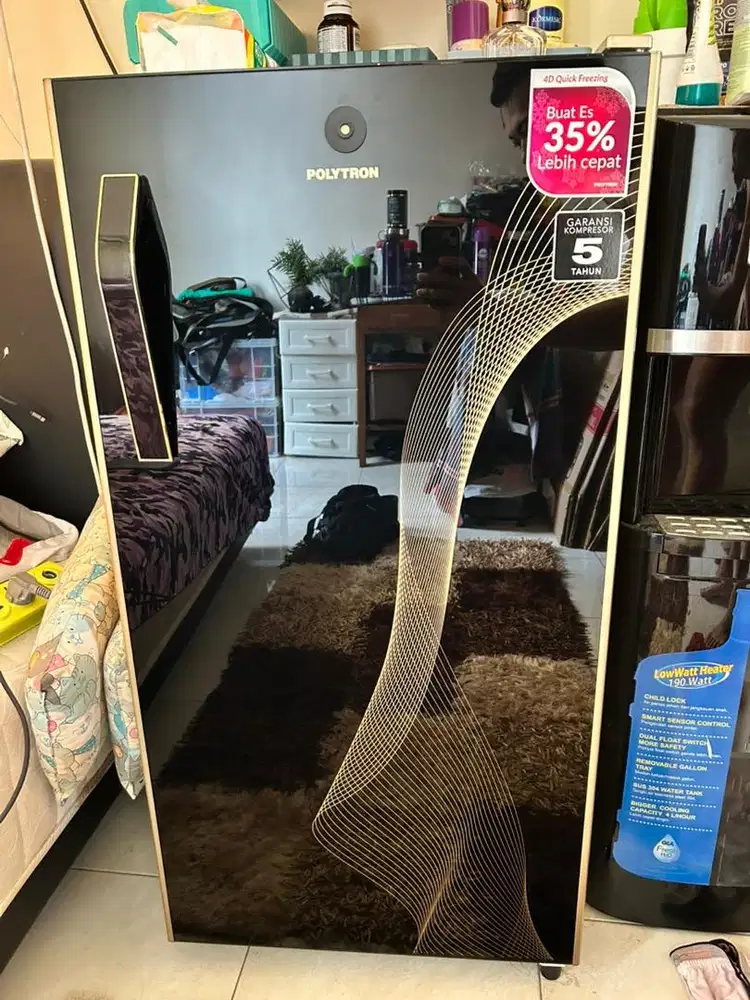 Kulkas Polytron
