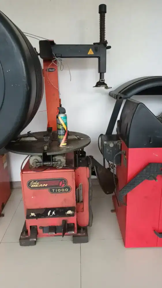 Bukaan Ban Merk John Bean T1000