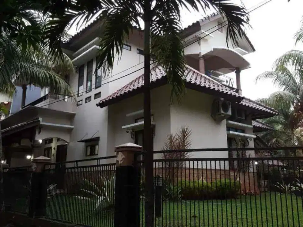 Dijual Rumah Hoek Siap Huni Di Pesona Khayangan Mungil