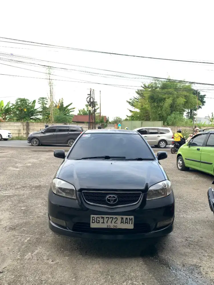 Mobil seken kondisi istimewa