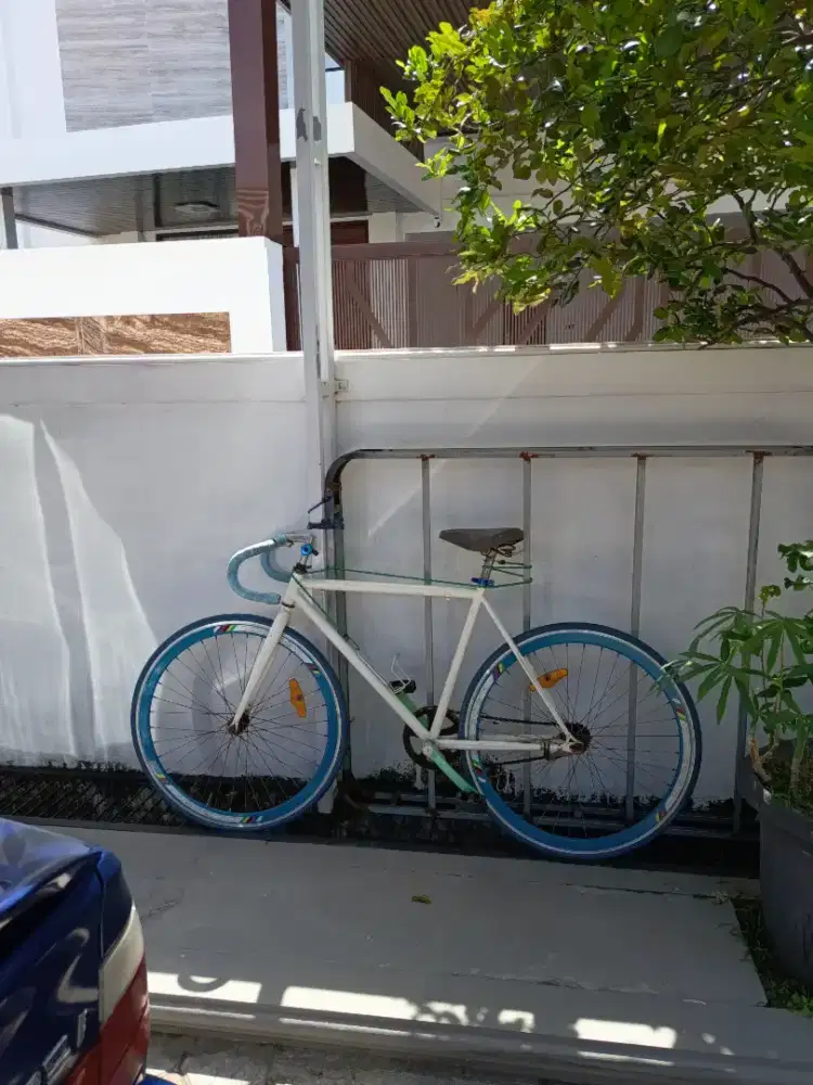 Sepeda Fixed Gear