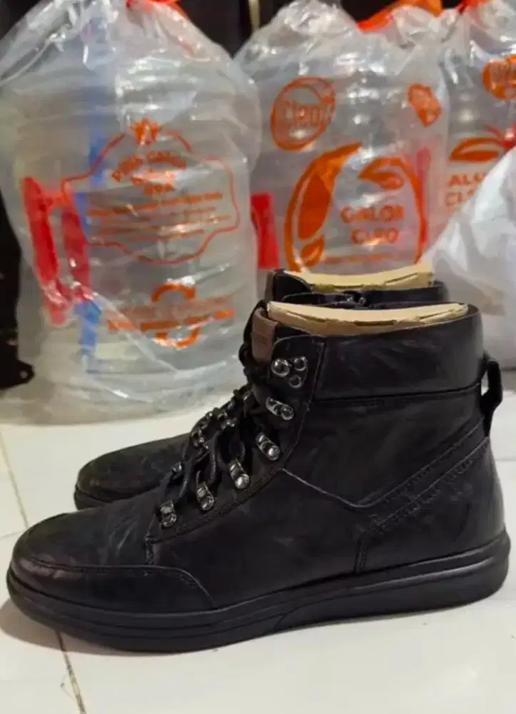 Sepatu gino mariani ori murah