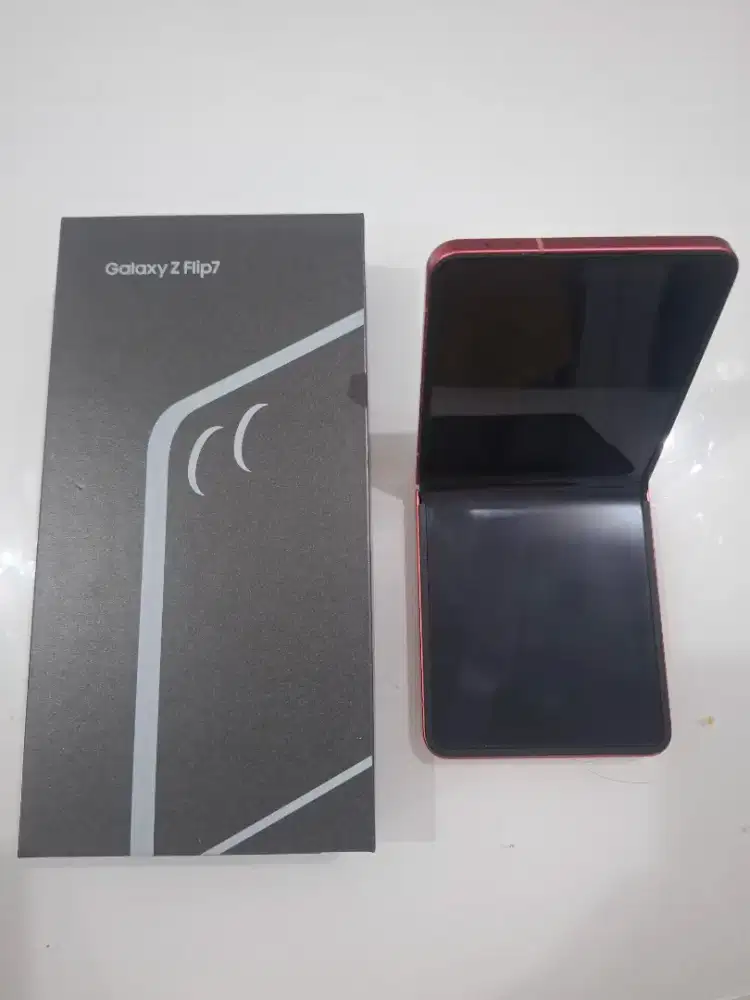 Jual cepat Samsung Galaxy Z Flip 7