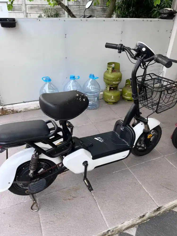 Sepeda Listrik Murah – Model Uwin Style – Tinggal Ganti Aki