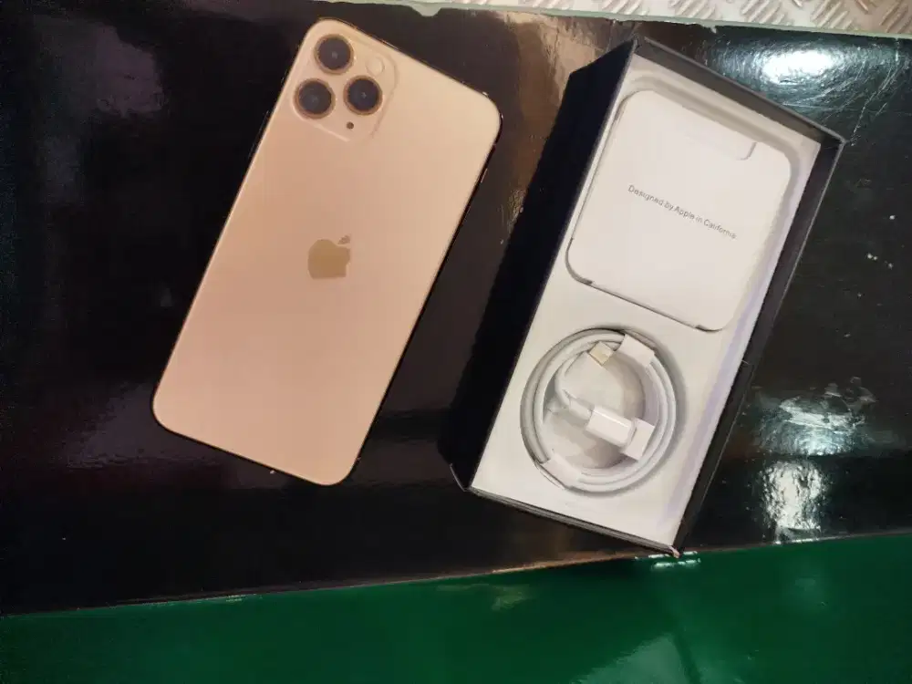 iPhone 11 pro 256gb paling baru paling suka