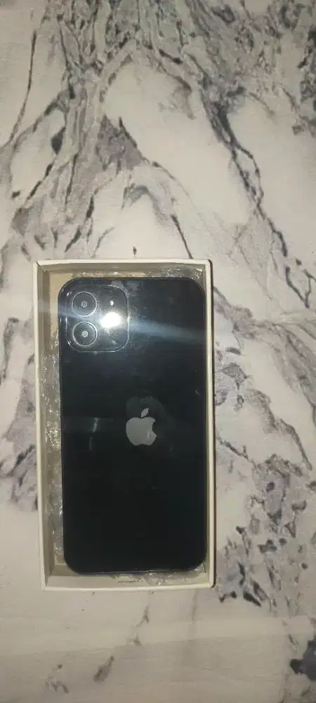 Ip 11 dumi hitam pajangan toko