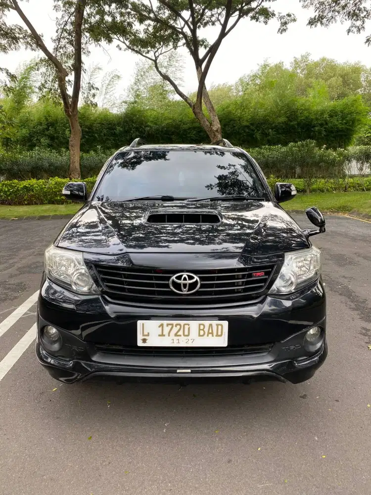 TOYOTA FORTUNER VNT TRD MATIC 2014 (SANGAT GAGAH)
