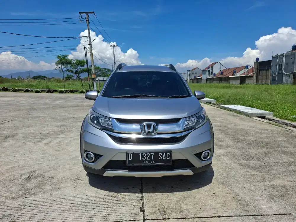 Honda Brv E 1,5 M/T 2016 Dp 15 jt