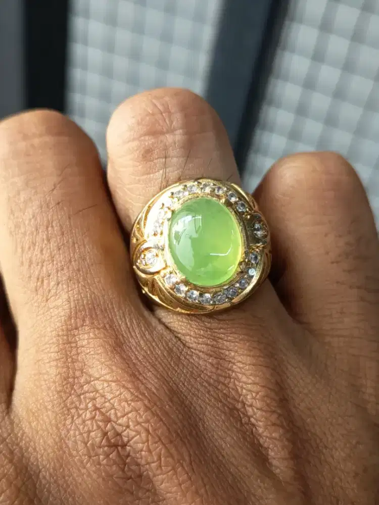 Natural Idocrase Lumut