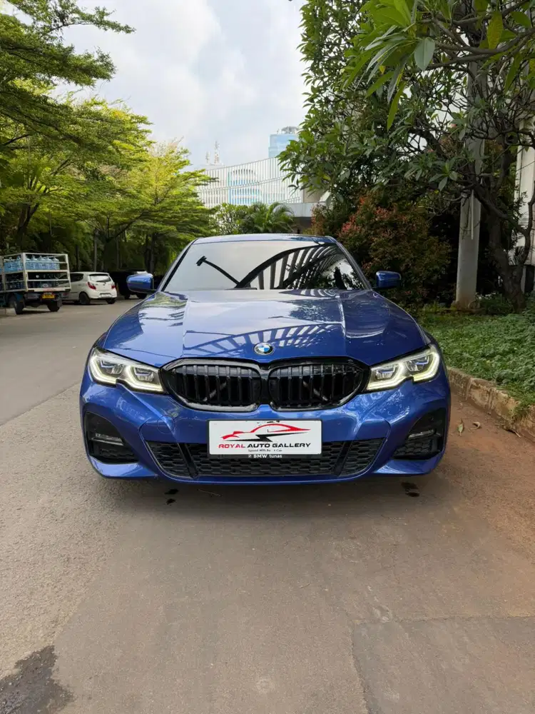 BMW 330i M SPORT (G20)