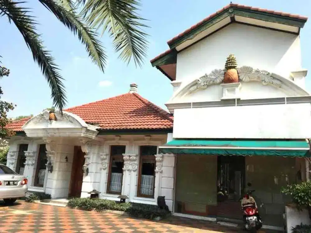 FOR SALE! RUMAH TINGGAL LOKASI STRATEGIS DI GEDUNG HIJAU PONDOK INDAH
