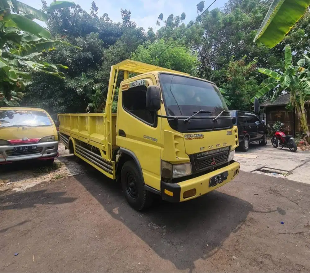 Truk FE71 L M/T 2019