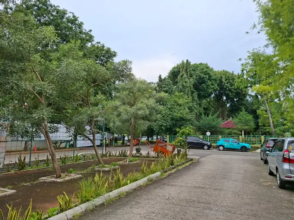 Dijual Rumah Hook Sunter STS Jalan Sangat Lebar & Dekat Taman