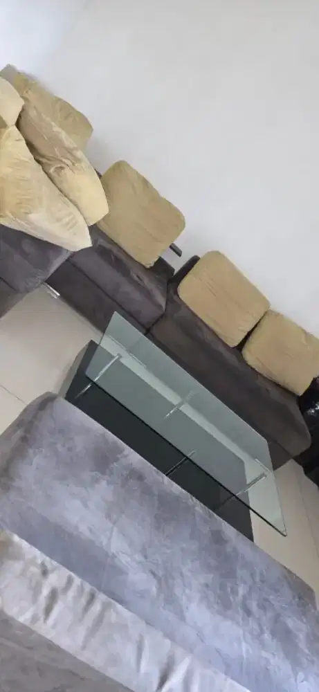 Sofa tamu Cellini evita L shape set meja with 7 cussion