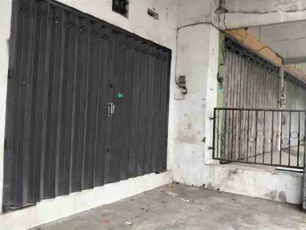 SEWA BULANAN RUKO KECIL 2X2 METER PINGGIR JALAN RAYA ASPAL