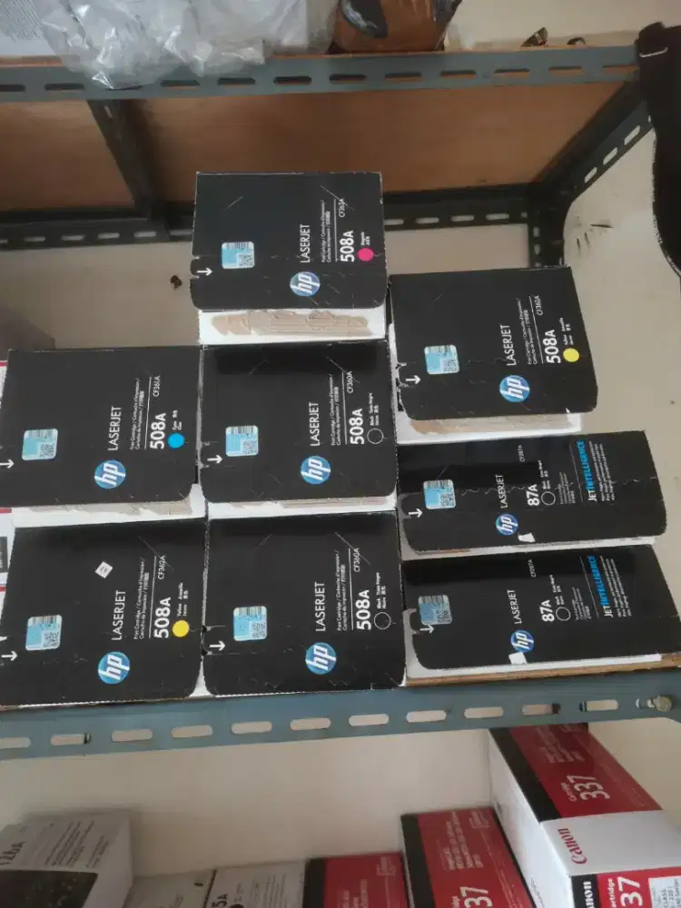 Jual beli tinta toner baru dan bekas