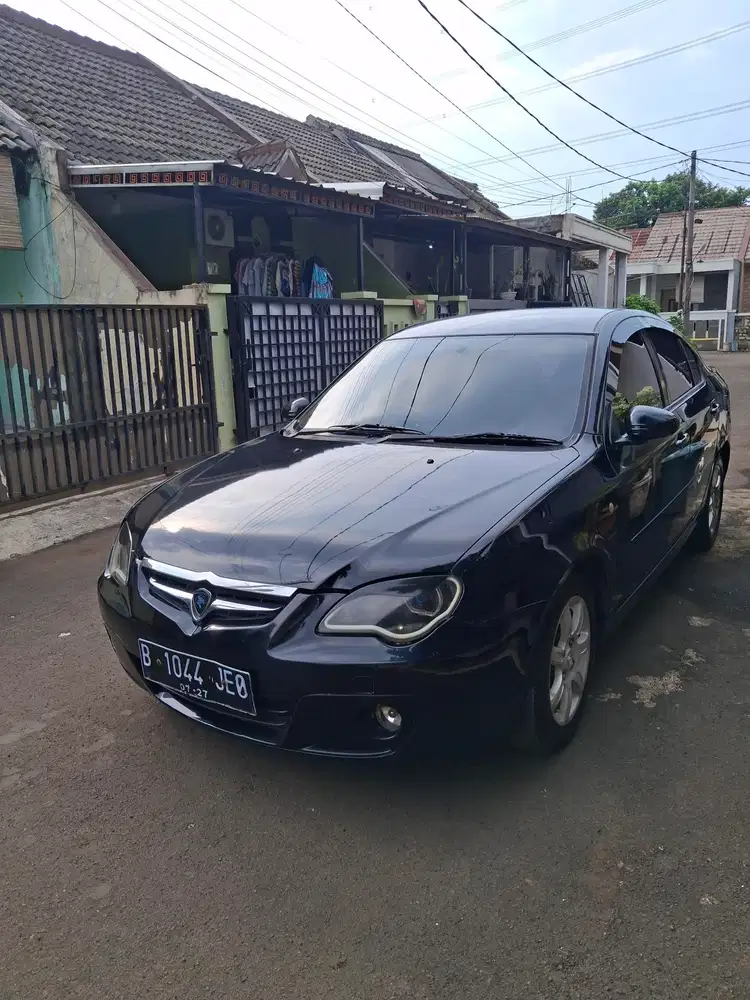 Proton Gen2 2010 Bensin