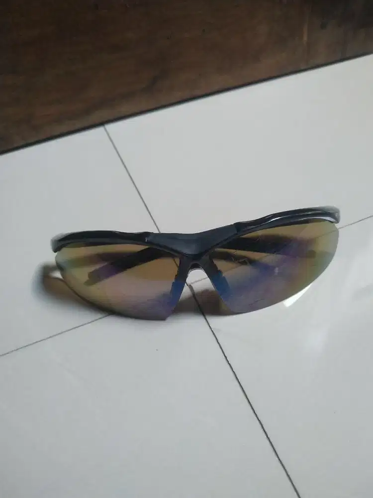 kacamata oakley second