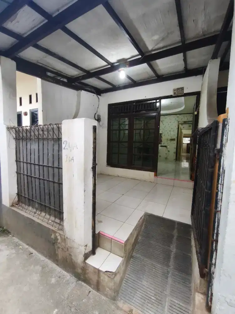 Dijual Rumah Strategis dibawah NJOP Nego