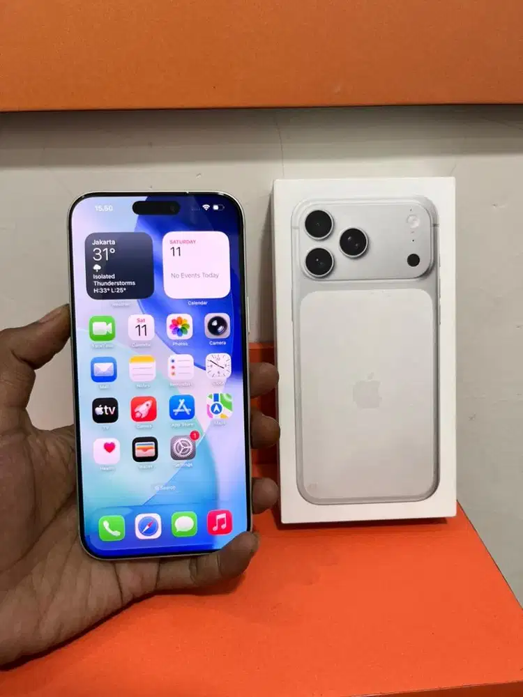 iphone 17 promax 256gb iBox silver