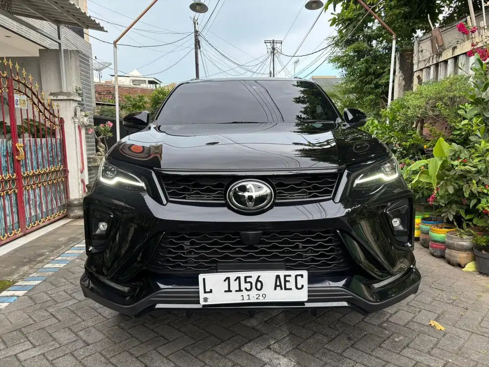 TOYOTA FORTUNER VRZ 2.8 GR LEGENDER DIESEL MATIC 2024