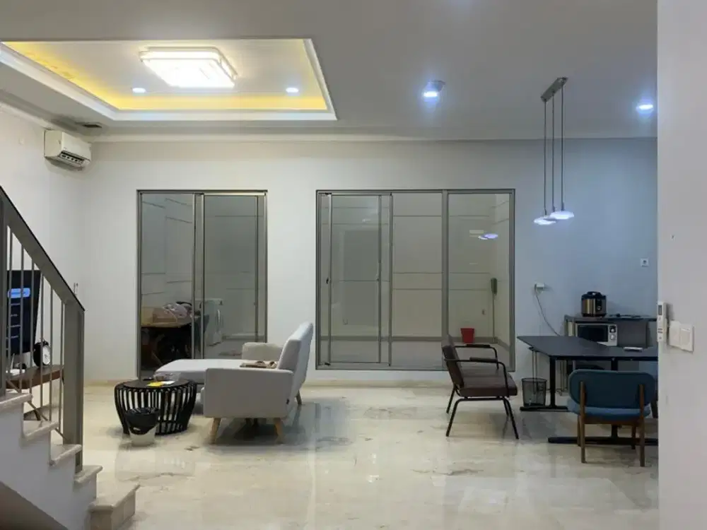 DIJUAL CEPAT RUMAH PIK GOLF ISLAND UK 8X20 TIPE PINE SEMI FURNISH SHGB BISA KPR TERMURAH