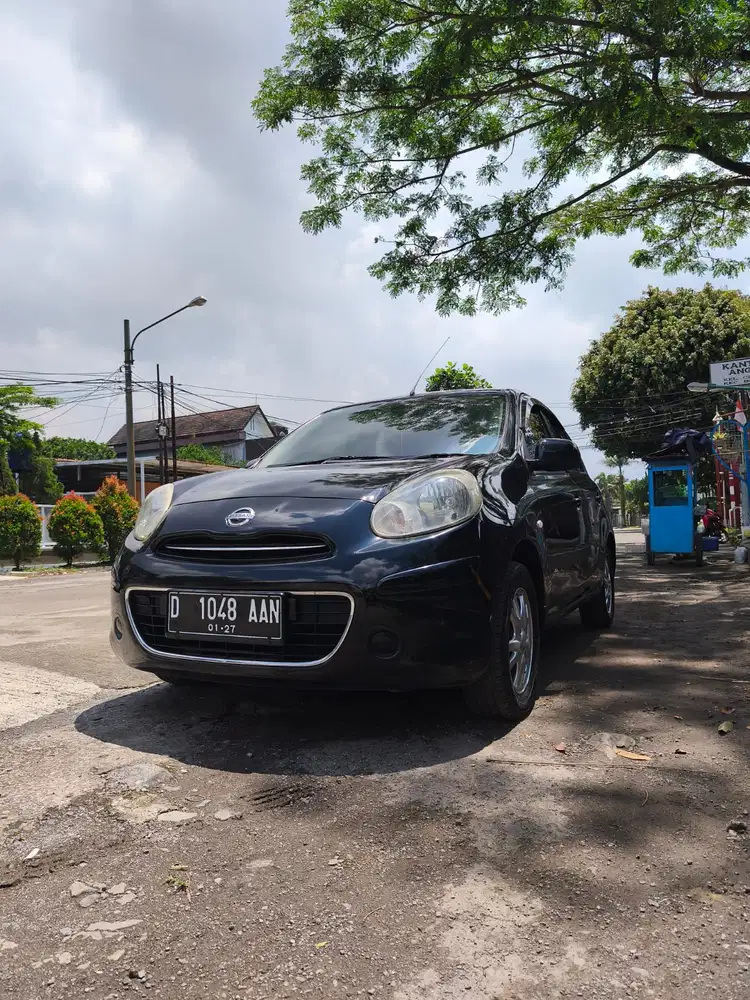 Nissan March 2013 Bensin