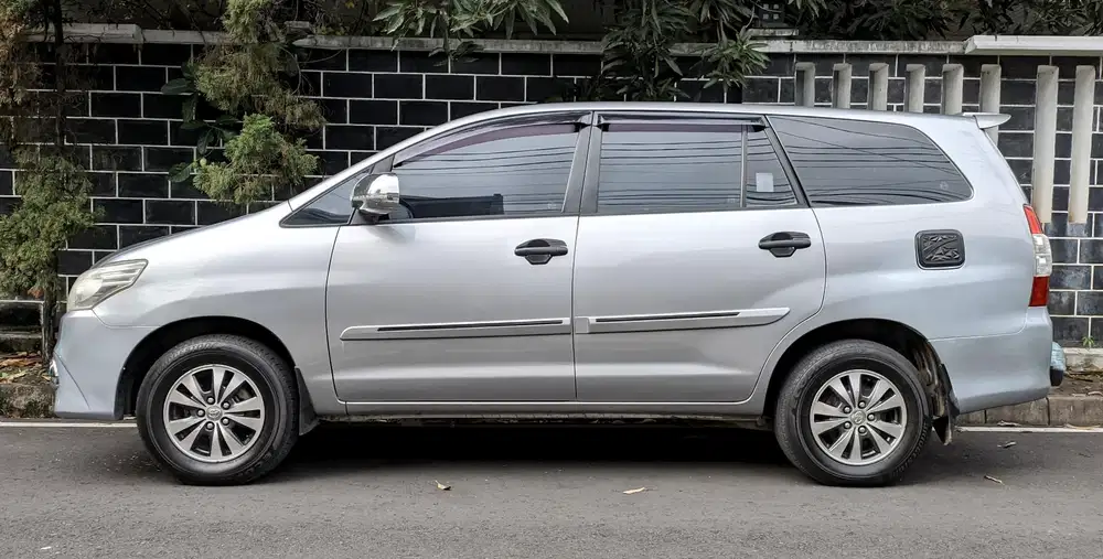 Toyota Kijang Innova 2015 Diesel