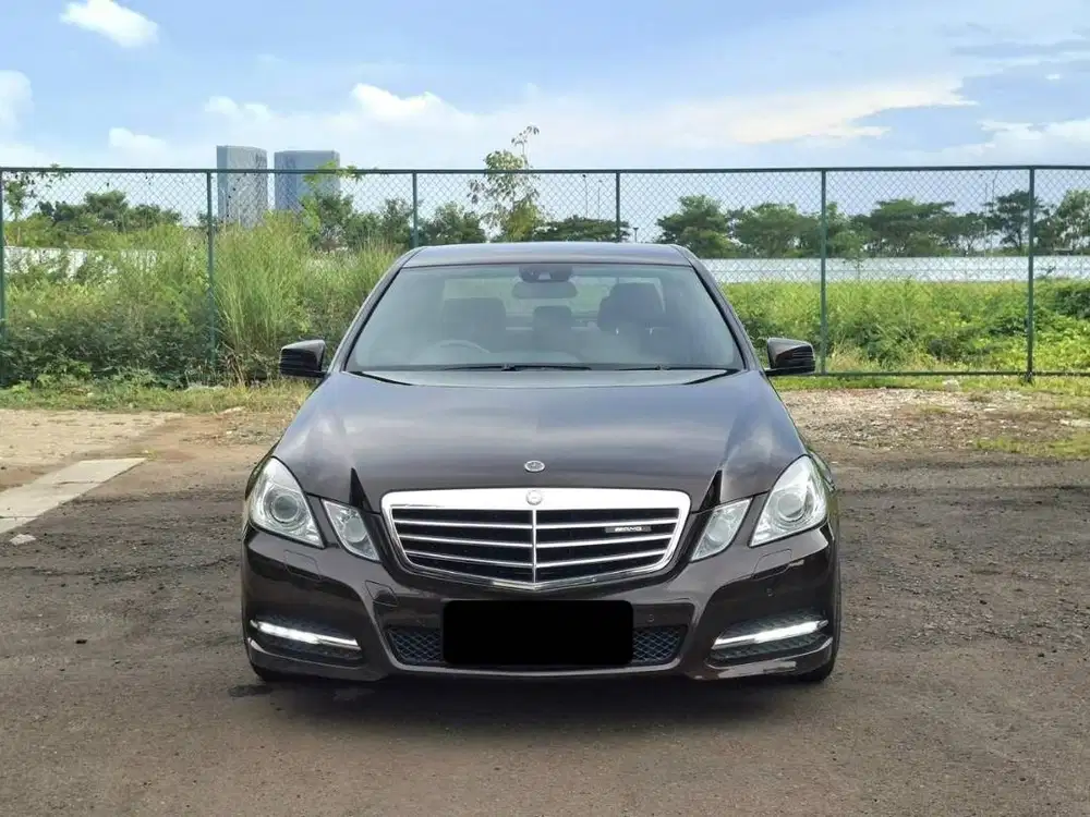 Mercedes Benz E 250 Avangarde at 2011