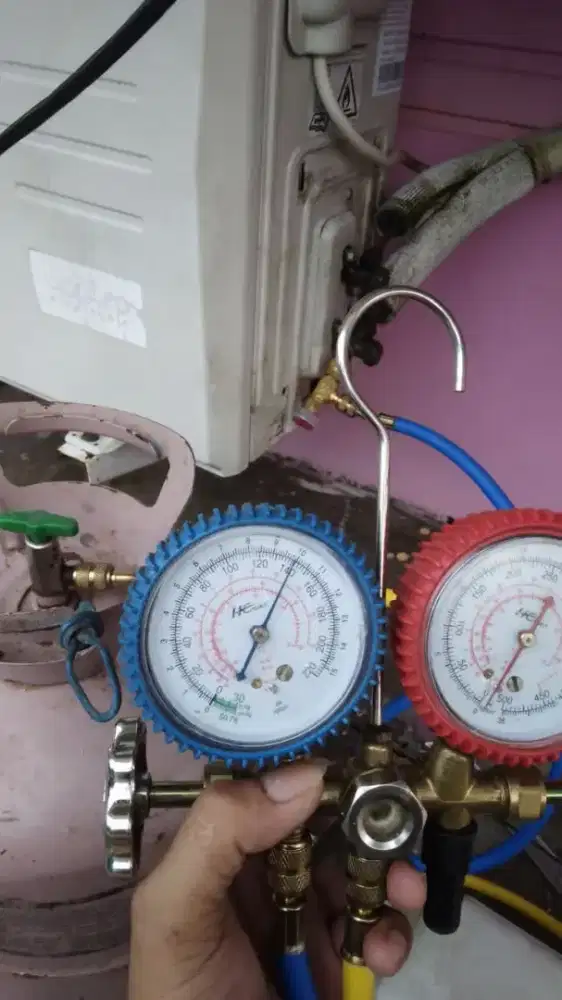 jasa servis ac kulkas frezer showcase mesin cuci dan bongkar pasang ac